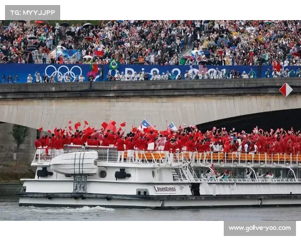 塞纳河定制转播船就位，巴黎奥运会开幕式采用新型拍摄技术